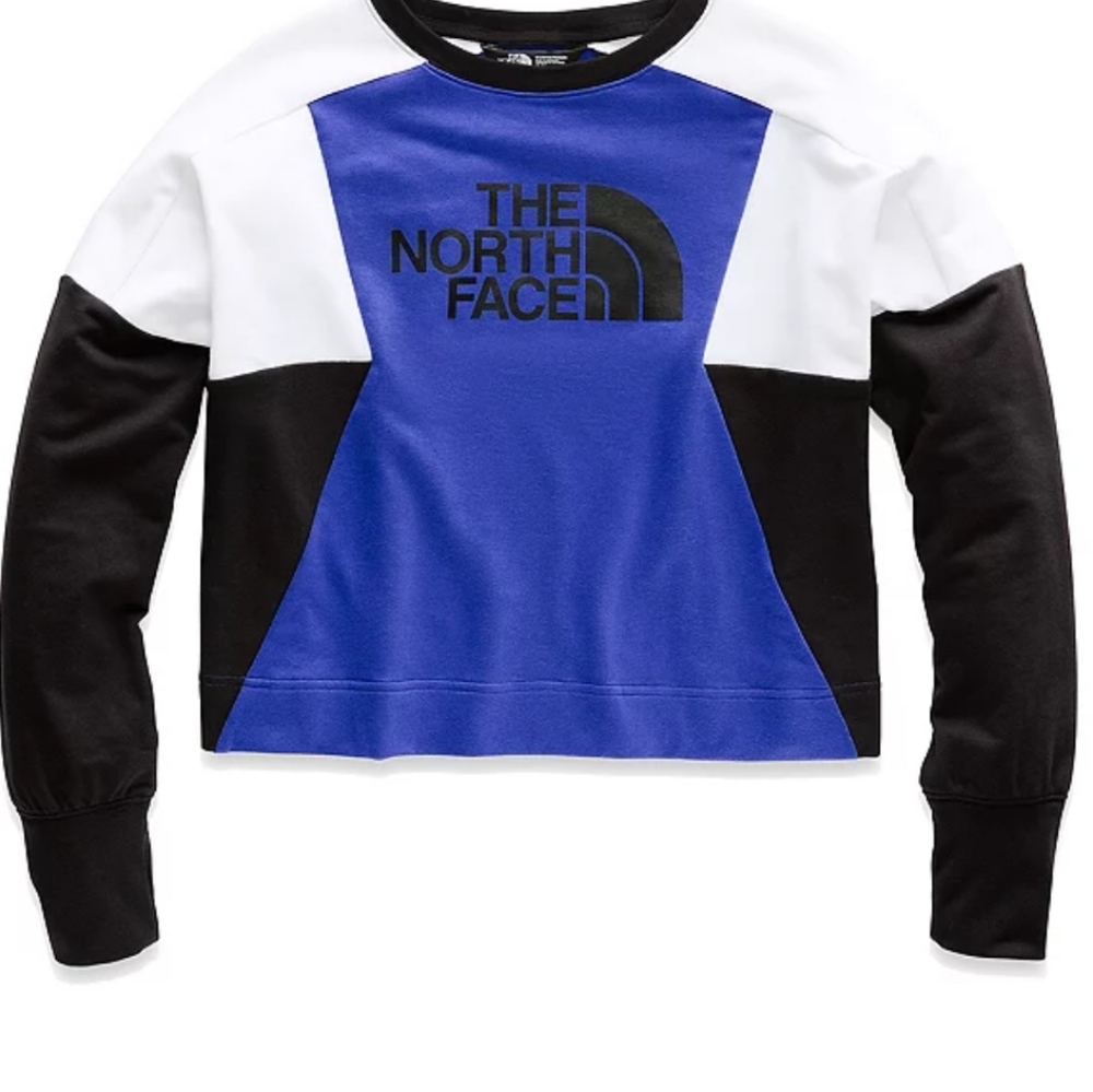 The North Face Womans Train N Logo Cropped Pullover.